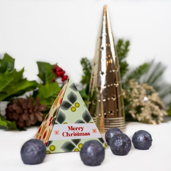 Christmas Pyramid - Holly